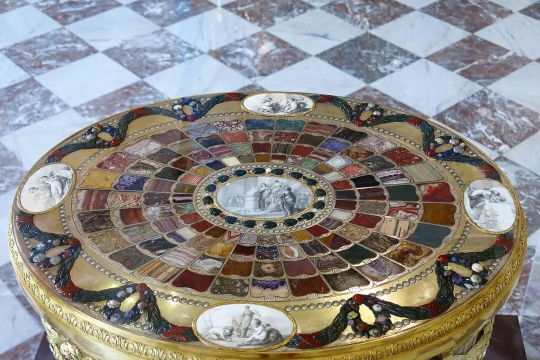 Behold the Beauty: A Goldsmith’s Often Diplomatic, Geological Masterpieces