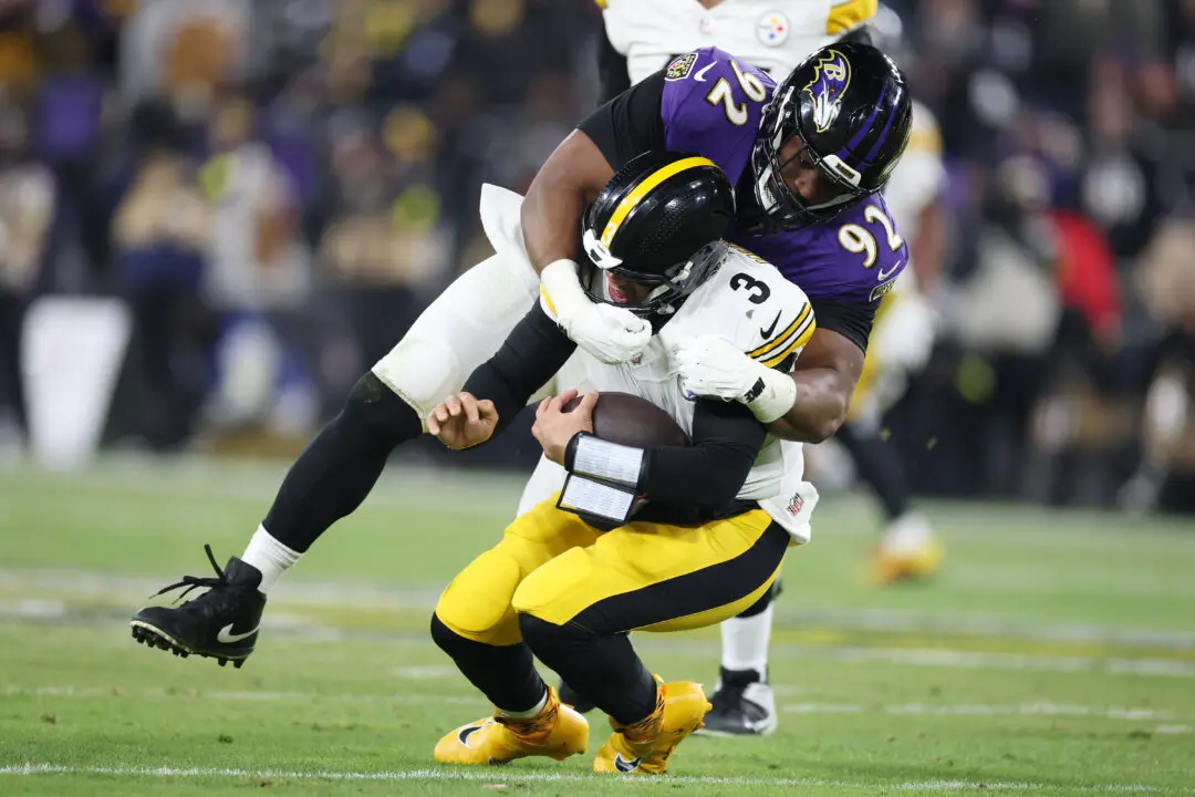 Ravens’ GM Says Madubuike ‘Pointed in the Right Direction’ to Come Back From Neck Injury