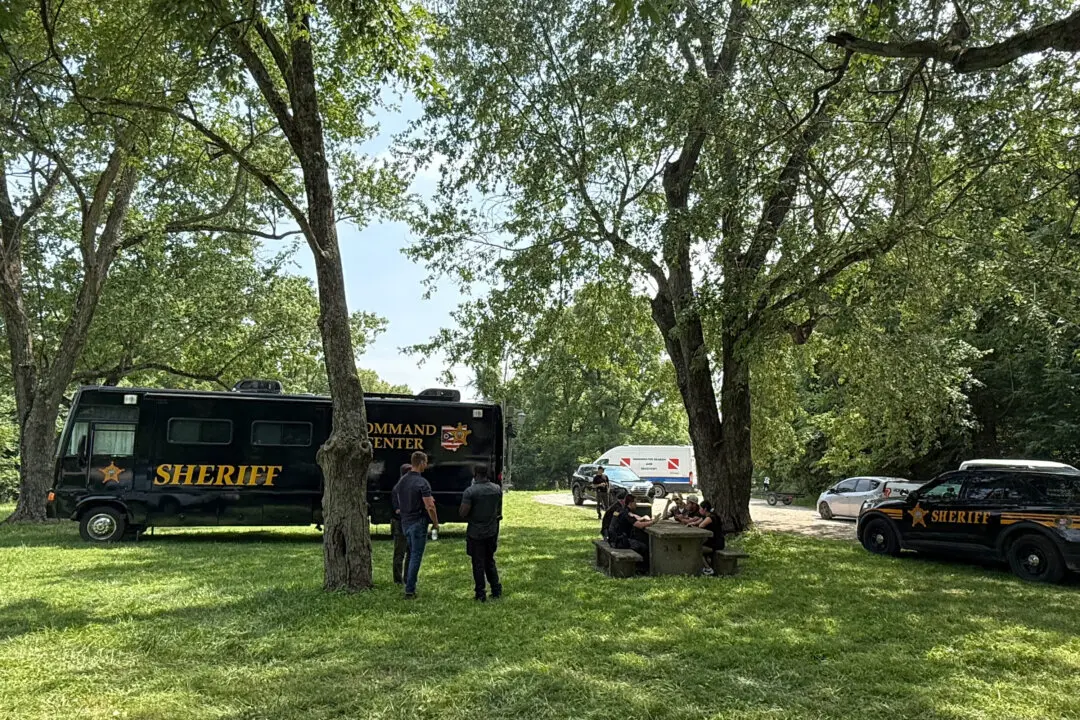 5 Dead in Attempt to Save a Struggling Swimmer in an Ohio River, Sheriff Says