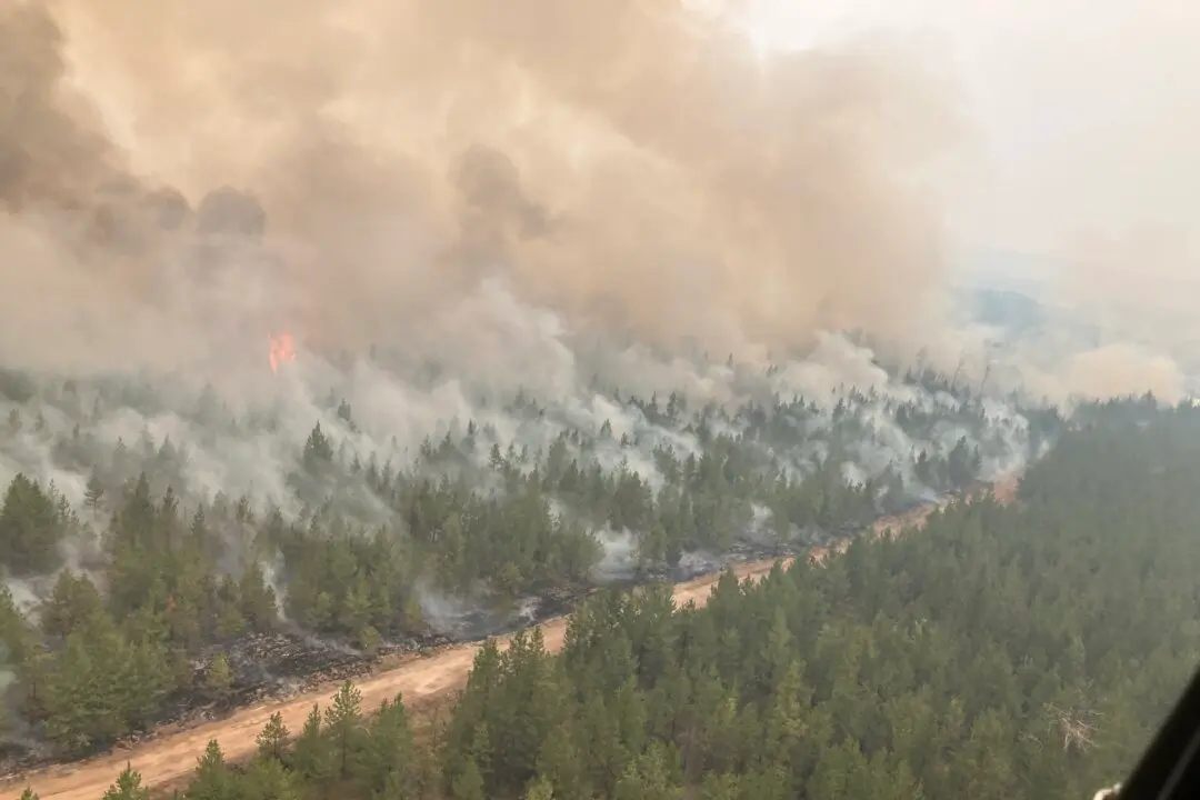 Another BC Community Warned to Prepare for Evacuation Due to Encroaching Wildfires