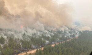 Another BC Community Warned to Prepare for Evacuation Due to Encroaching Wildfires