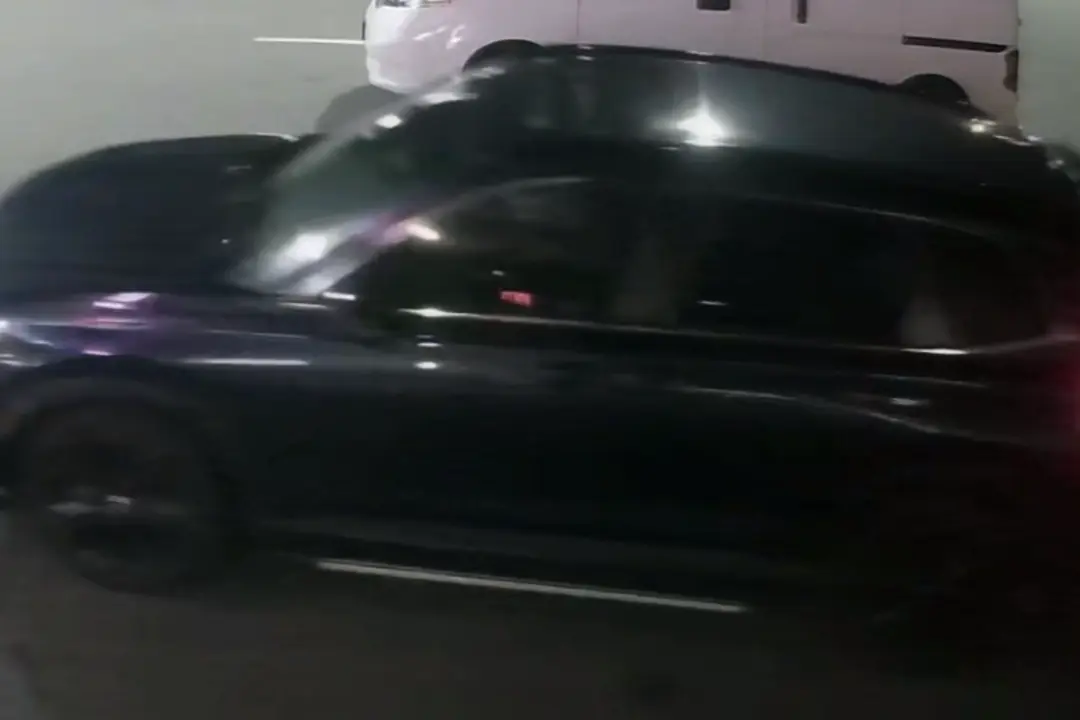 Toronto Police Release Photo of Vehicle Sought in Jewish Bakery Shootings