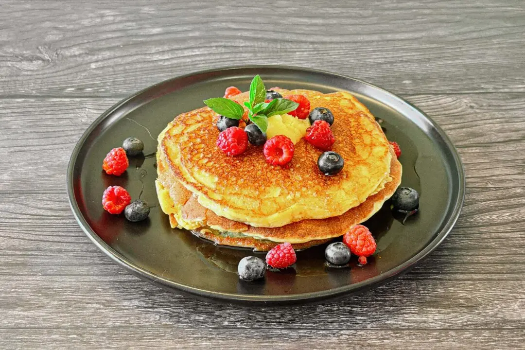 High-Protein Almond Flour Pancakes Keep You Fuller Longer