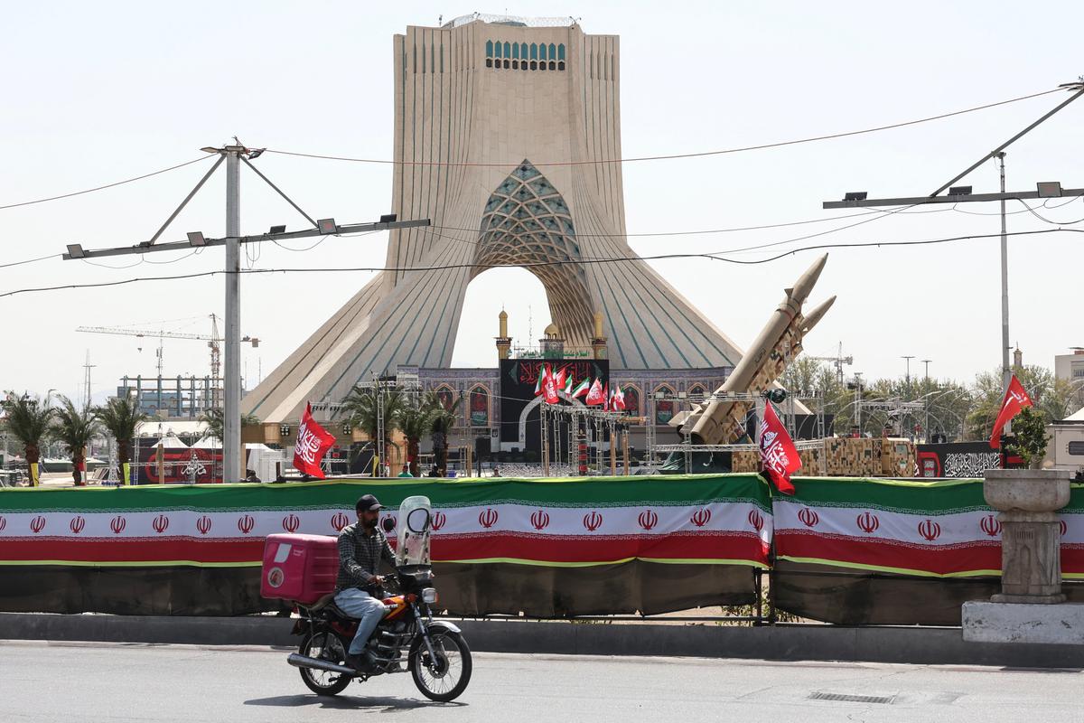 US Intercepts Iranian Ballistic Missile Attack in Middle East
