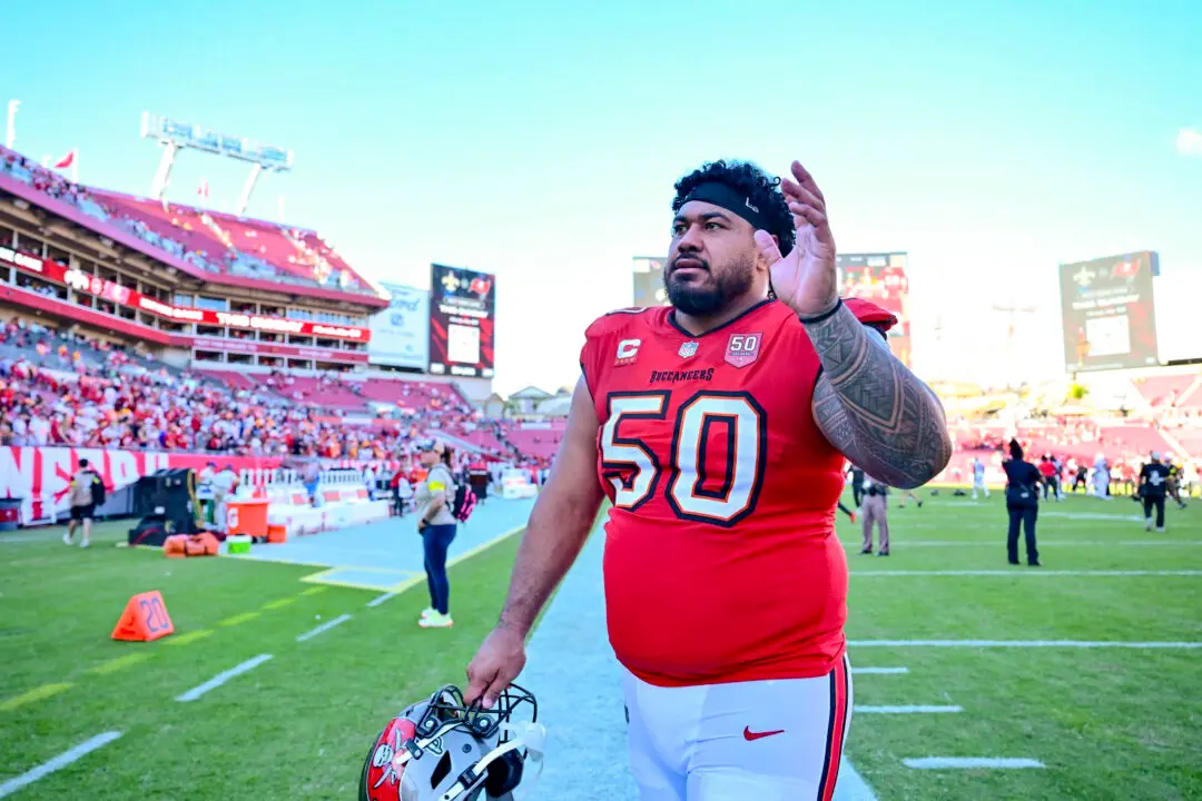 Buccaneers DT Vita Vea Requests Trade Amid Stalled Contract Talks