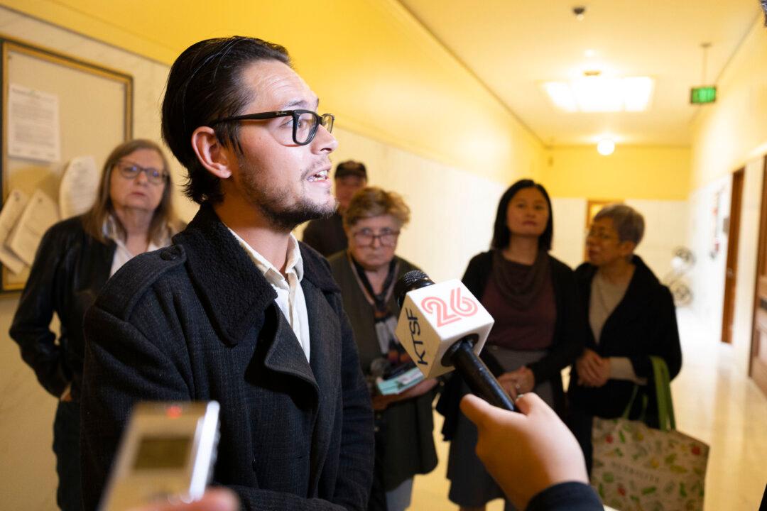 Supporters Protest Wording Change to Initiative That Would Reopen Upper Great Highway
