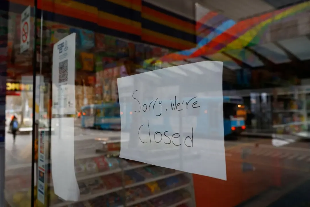 Greek Deli Shuts After 54 Years as Owner Cites Tough Business Conditions