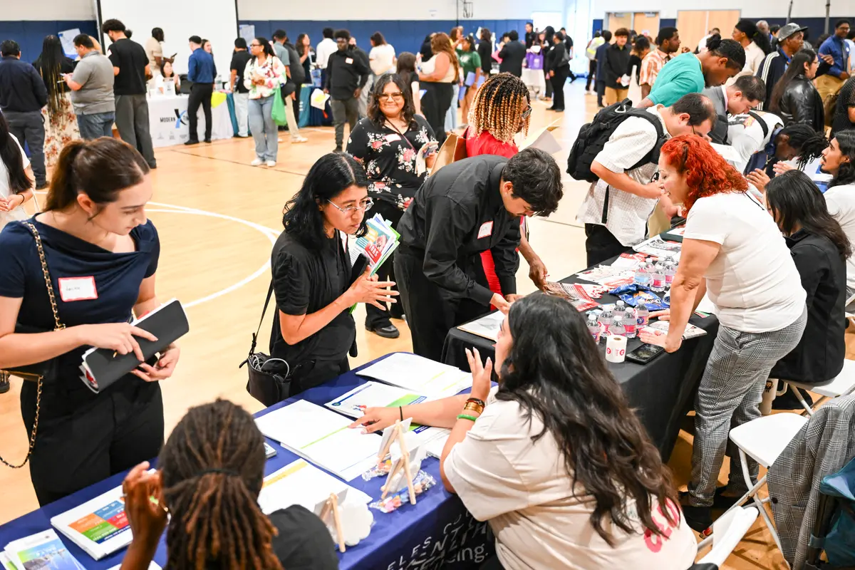 US Job Openings Slide Below 7.4 Million in June
