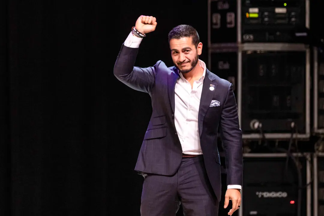 Progressive El-Sayed Wins Michigan’s Democratic Senate Primary