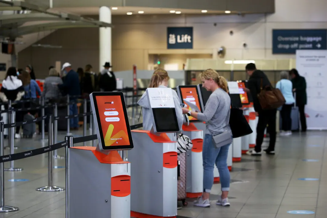 Budget Airline Jetstar to Scrap 7-Kilogram Carry-On Weight Limit From 2027