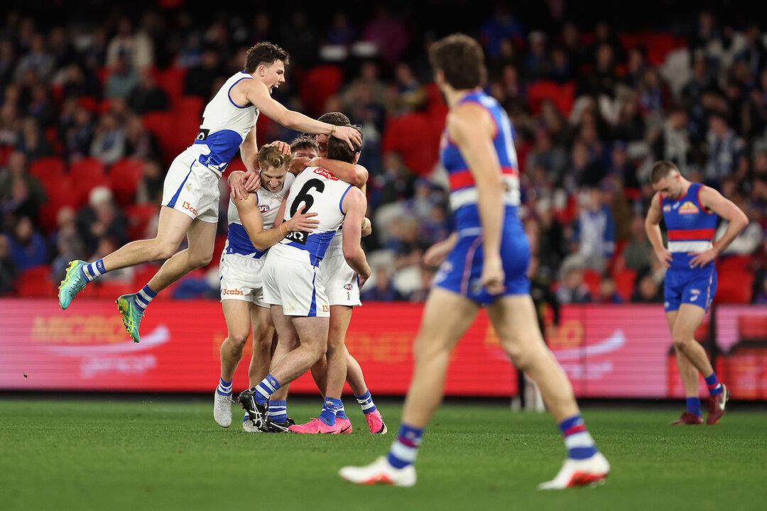 North Melbourne Pull Off Upset Win to Extend Bulldogs’ Pain