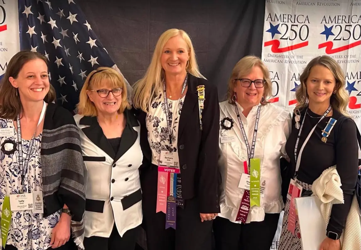 Dispute Over Transgender Members Rattles Daughters of the American Revolution