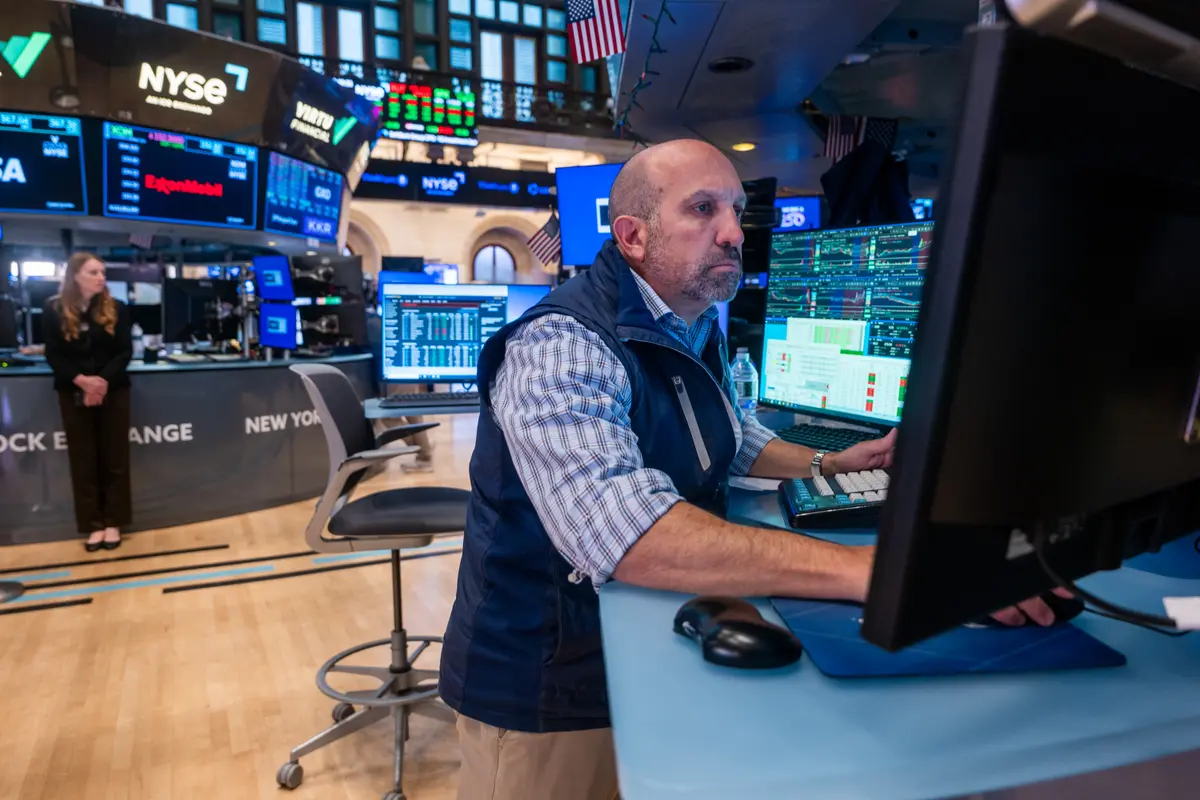 Wall Street Review: Stocks Stage Broad Rally on Easing Rate-Hike Fears
