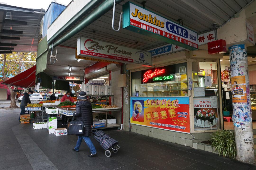 Sydney Council Moves to Mandate English on Business Signs