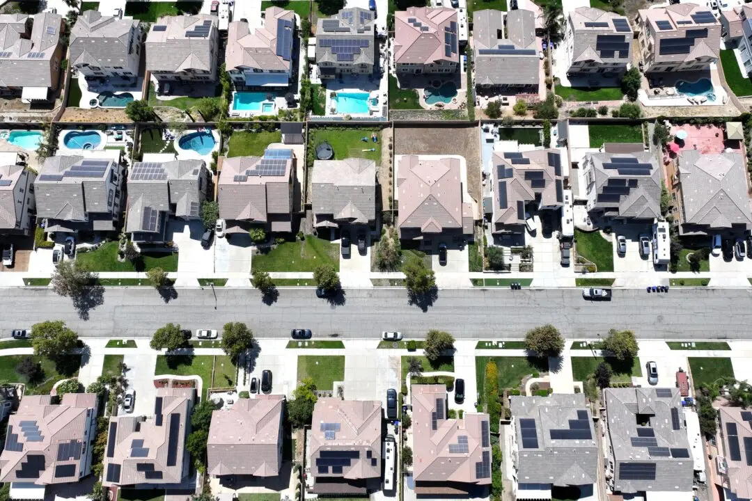 10 States Sue to Block Federal Mortgage Escrow Interest Rules