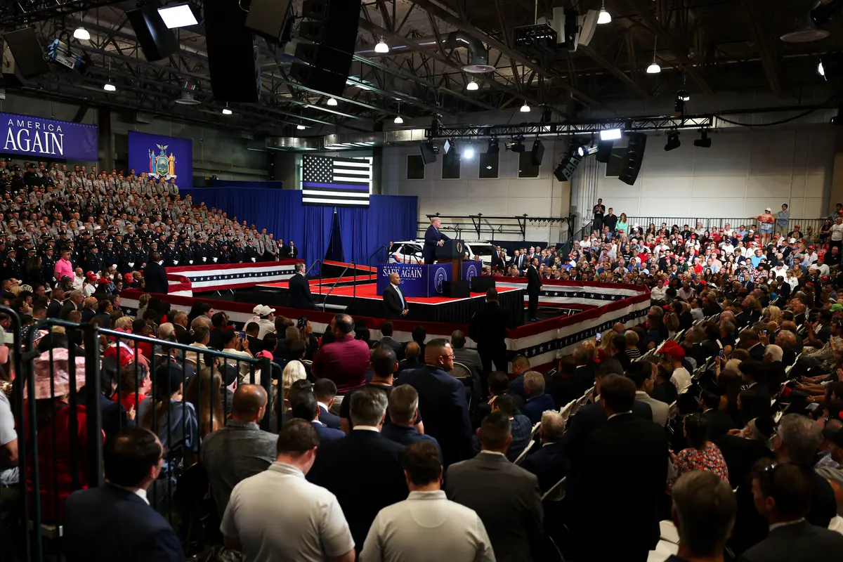 Trump Highlights Record Drop in Violent Crime in Visit to NY Police Academy