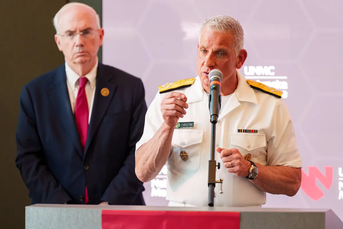 Top Health Official Calls for Supporting People Who Halt Gender Transitions