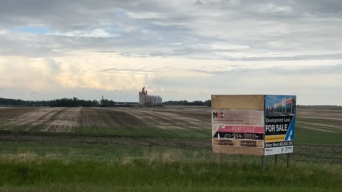 Alberta’s Utilities Commission Rejects Power Plant for Proposed AI Data Centre in Olds