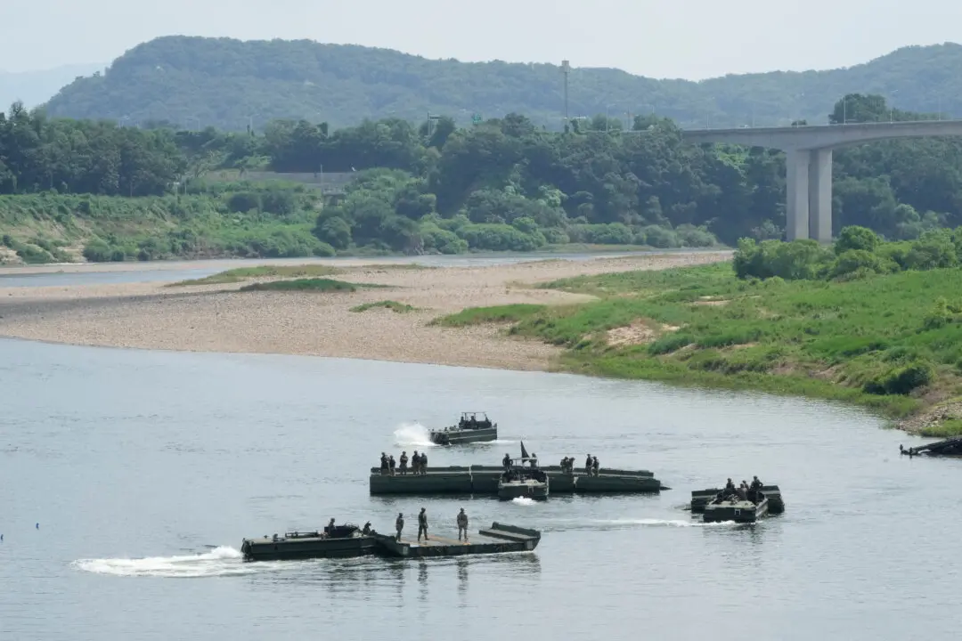 US, South Korea Trim Military Exercises After Trump Orders Scale-Back
