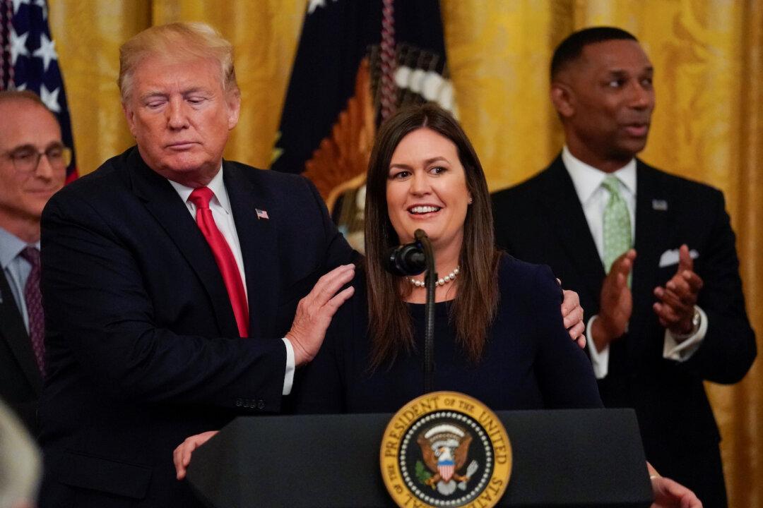 Trump Endorses Sarah Huckabee Sanders’s Bid for Governor of Arkansas