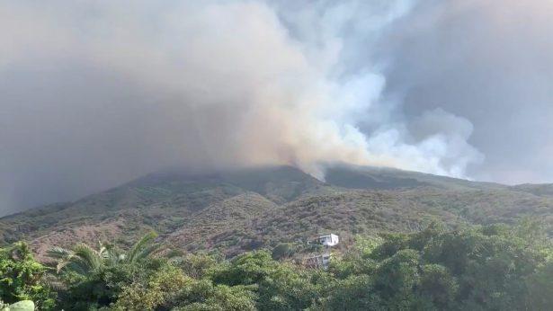 Volcano Erupts on Italian Island of Stromboli, Kills 1 Person
