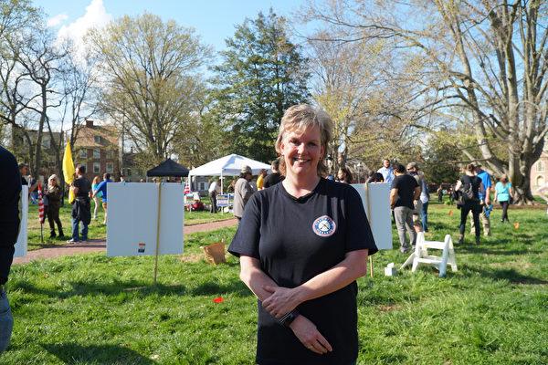 Attorney Julianne Murray at the anti-gun control rally in front of the New Castle Court House Museum in New Castle, Delaware, on April 11, 2021. (Jie Xiao/The Epoch Times)