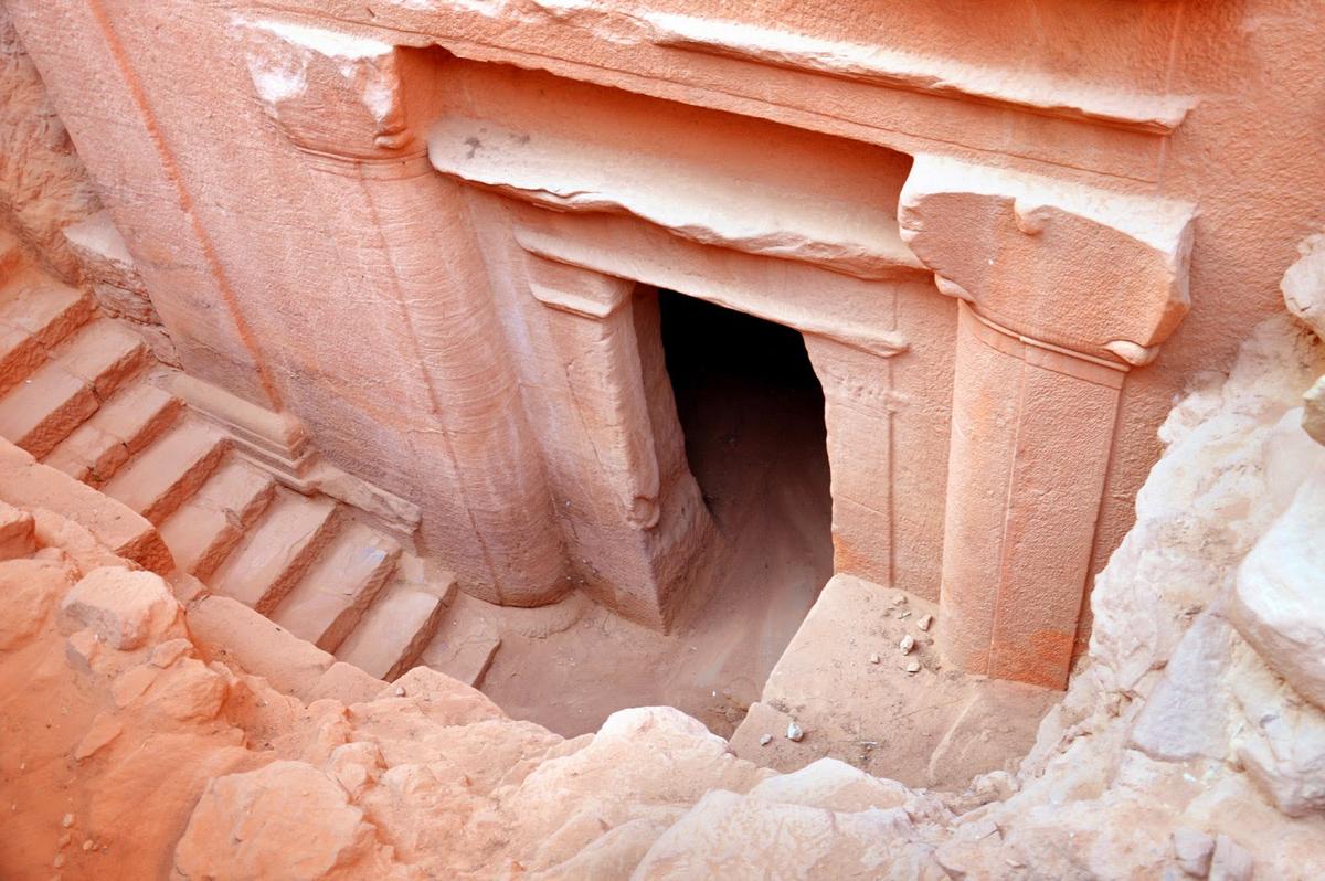 The Treasury - The bottom part (Tomasz Lisowski, Adventurous Travels)