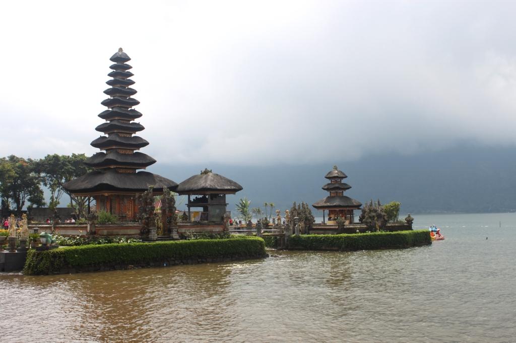 Ulun Danu (Miriam Risager, Adventurous Miriam)