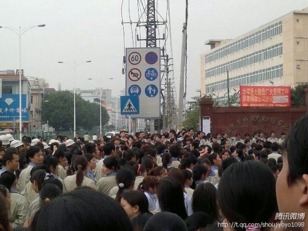 <a href="https://www.theepochtimes.com/assets/uploads/2015/07/11112303253024311.jpg" rel="attachment wp-att-148128"><img class="size-large wp-image-148128" title="1111230325302431" src="https://www.theepochtimes.com/assets/uploads/2015/07/11112303253024311-600x450.jpg" alt="" width="590" height="442"/></a>