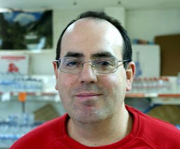 <a href="https://www.theepochtimes.com/assets/uploads/2015/07/20101213_Spain_Jose_medium.jpg"><img src="https://www.theepochtimes.com/assets/uploads/2015/07/20101213_Spain_Jose_medium.jpg" alt="Jose Bolois Arnal, Zaragoza, Spain." title="Jose Bolois Arnal, Zaragoza, Spain." width="320" class="size-medium wp-image-117256"/></a>