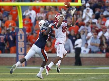 <a href="https://www.theepochtimes.com/assets/uploads/2015/07/Arkansas105618765_medium.jpg"><img src="https://www.theepochtimes.com/assets/uploads/2015/07/Arkansas105618765_medium.jpg" alt="Arkansas and Auburn will meet again in a SEC West showdown. The Razorbacks need a win for a chance at the SEC title game. (Mike Zarrilli/Getty Images)" title="Arkansas and Auburn will meet again in a SEC West showdown. The Razorbacks need a win for a chance at the SEC title game. (Mike Zarrilli/Getty Images)" width="320" class="size-medium wp-image-133664"/></a>