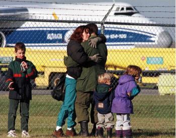 <a href="https://www.theepochtimes.com/assets/uploads/2015/07/CF-PTSD-Getty-52011165-cropped_medium.jpg"><img src="https://www.theepochtimes.com/assets/uploads/2015/07/CF-PTSD-Getty-52011165-cropped_medium.jpg" alt="A Canadian Forces soldier hugs his wife goodbye before departing from Trenton Air Force Base in Trenton, Ontario, in November 1996 to travel to Zaire on a Canadian mission following the genocide in neighbouring Rwanda two years earlier. (Carlo Allegri/AFP/Getty Images)" title="A Canadian Forces soldier hugs his wife goodbye before departing from Trenton Air Force Base in Trenton, Ontario, in November 1996 to travel to Zaire on a Canadian mission following the genocide in neighbouring Rwanda two years earlier. (Carlo Allegri/AFP/Getty Images)" width="320" class="size-medium wp-image-101266"/></a>