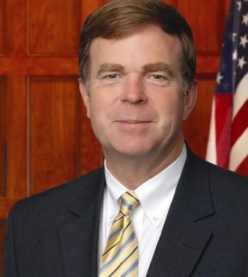 <a href="https://www.theepochtimes.com/assets/uploads/2015/07/CityofHuntsvilleMayor_photo_medium.jpg"><img src="https://www.theepochtimes.com/assets/uploads/2015/07/CityofHuntsvilleMayor_photo_medium.jpg" alt="Tommy Battle, Mayor of Huntsville " title="Tommy Battle, Mayor of Huntsville " width="320" class="size-medium wp-image-80728"/></a>