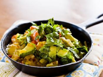 <a href="https://www.theepochtimes.com/assets/uploads/2015/07/Deconstructed_castironsmaller_medium.jpg"><img src="https://www.theepochtimes.com/assets/uploads/2015/07/Deconstructed_castironsmaller_medium.jpg" alt="DECONSTRUCTED GUACAMOLE PASTA: This is great for satisfying that avocado craving without over doing it on the chips.  (Grace Wu/The Epoch Times)" title="DECONSTRUCTED GUACAMOLE PASTA: This is great for satisfying that avocado craving without over doing it on the chips.  (Grace Wu/The Epoch Times)" width="320" class="size-medium wp-image-102883"/></a>