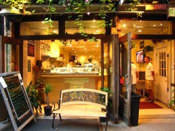 <a href="https://www.theepochtimes.com/assets/uploads/2015/07/SalAnthony_medium.jpg"><img src="https://www.theepochtimes.com/assets/uploads/2015/07/SalAnthony_medium.jpg" alt="Customers are served up delicious and nutritious, organic, raw food at Sal Anthony's City Gardener. (Courtesy of Sal Anthony's )" title="Customers are served up delicious and nutritious, organic, raw food at Sal Anthony's City Gardener. (Courtesy of Sal Anthony's )" width="300" class="size-medium wp-image-64026"/></a>