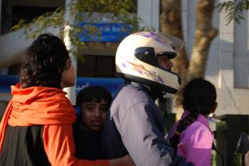 <a href="https://www.theepochtimes.com/assets/uploads/2015/07/fam4_motorcycle_Pakistan_2_medium.jpg"><img src="https://www.theepochtimes.com/assets/uploads/2015/07/fam4_motorcycle_Pakistan_2_medium.jpg" alt="FAMILY OUTING: A family of four riding a motorcycle to run errands around Islamabad, Pakistan. Families of four or more on motorcycles are a very common sight. (Masooma Haq/ The Epoch Times)" title="FAMILY OUTING: A family of four riding a motorcycle to run errands around Islamabad, Pakistan. Families of four or more on motorcycles are a very common sight. (Masooma Haq/ The Epoch Times)" width="320" class="size-medium wp-image-120193"/></a>