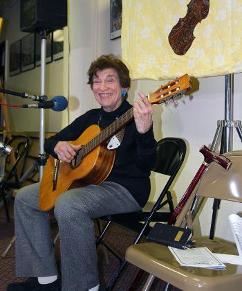 <a href="https://www.theepochtimes.com/assets/uploads/2015/07/guitarWEB_medium.jpg"><img src="https://www.theepochtimes.com/assets/uploads/2015/07/guitarWEB_medium.jpg" alt="THREE FLAVORS OF FRENCH: Sylvia Elbaz plays a mixture of three songs, all in the Patois language, at the Daniel Pearl World Music Days Concert. One song is a well-known Haitian folk song, another comes from Louisiana, and the third hails from the French W (Tara MacIsaac/The Epoch Times)" title="THREE FLAVORS OF FRENCH: Sylvia Elbaz plays a mixture of three songs, all in the Patois language, at the Daniel Pearl World Music Days Concert. One song is a well-known Haitian folk song, another comes from Louisiana, and the third hails from the French W (Tara MacIsaac/The Epoch Times)" width="320" class="size-medium wp-image-114612"/></a>