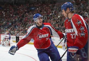 <a href="https://www.theepochtimes.com/assets/uploads/2015/07/malkin-kovalev_medium.jpg"><img src="https://www.theepochtimes.com/assets/uploads/2015/07/malkin-kovalev_medium.jpg" alt="RUSSIAN COMBINATION: Pittsburgh's Evgeni Malkin (left) celebrates with Montreal's Alex Kovalev in the second period. (Dave Sandford/Getty Images)" title="RUSSIAN COMBINATION: Pittsburgh's Evgeni Malkin (left) celebrates with Montreal's Alex Kovalev in the second period. (Dave Sandford/Getty Images)" width="300" class="size-medium wp-image-64533"/></a>