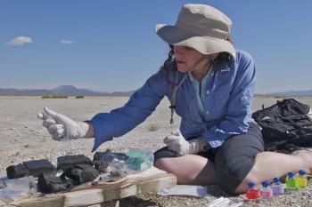 <a href="https://www.theepochtimes.com/assets/uploads/2015/07/wolfesimon4HR_medium.jpg"><img class="size-medium wp-image-116804" title="SEARCHING FOR THE EXTRAORDINARY: Dr. Felisa Wolfe-Simon takes samples from a sediment core she pulled up from the remote shores of 10 Mile Beach at Mono Lake in California. She used these samples as starters for cultures to select for interesting microbes that can survive and flourish with high amounts of arsenic and no added phosphorus. (Henry Bortman)" src="https://www.theepochtimes.com/assets/uploads/2015/07/wolfesimon4HR_medium.jpg" alt="SEARCHING FOR THE EXTRAORDINARY: Dr. Felisa Wolfe-Simon takes samples from a sediment core she pulled up from the remote shores of 10 Mile Beach at Mono Lake in California. She used these samples as starters for cultures to select for interesting microbes that can survive and flourish with high amounts of arsenic and no added phosphorus. (Henry Bortman)" width="320"/></a>