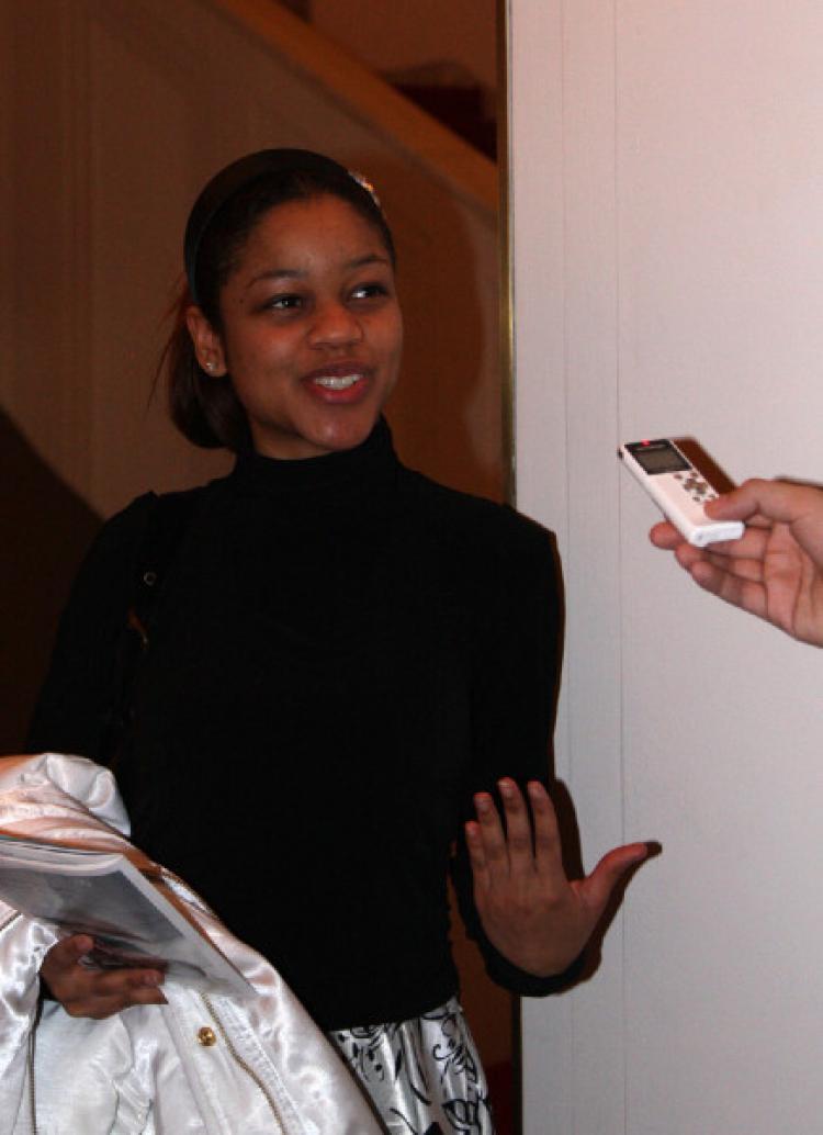 <a><img src="https://www.theepochtimes.com/assets/uploads/2015/09/0902152046211160.jpg" alt="Ms. Chotoosing, who studies music was amazed and delighted to be in the audience. (The Epoch Times)" title="Ms. Chotoosing, who studies music was amazed and delighted to be in the audience. (The Epoch Times)" width="320" class="size-medium wp-image-1830394"/></a>