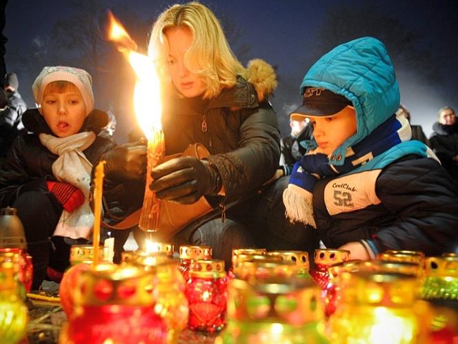 <a><img class="wp-image-1770739" title="Scientists studying maize plants have found that the plants make clicking noises with their roots, and bend their roots toward similar sounds." src="https://www.theepochtimes.com/assets/uploads/2015/09/1.jpg" alt="Scientists studying maize plants have found that the plants make clicking noises with their roots, and bend their roots toward similar sounds." width="233"/></a>