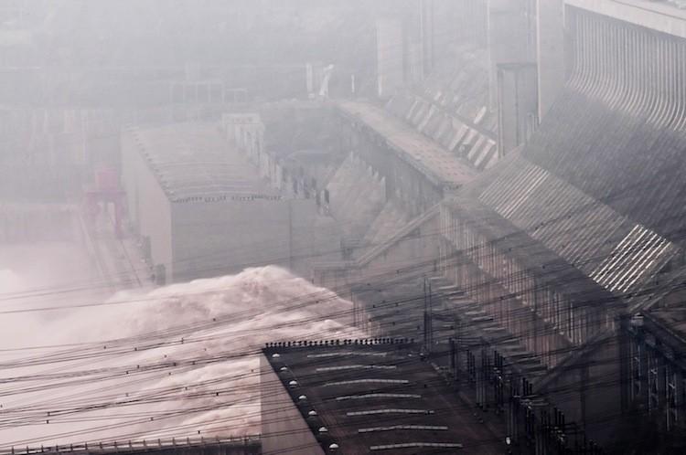 <a><img src="https://www.theepochtimes.com/assets/uploads/2015/09/103110659.jpg" alt="A view of the Three Gorges Dam in Xiling, central China's Hubei province in July 2010. (Olli Geibel/AFP/Getty Images)" title="A view of the Three Gorges Dam in Xiling, central China's Hubei province in July 2010. (Olli Geibel/AFP/Getty Images)" width="320" class="size-medium wp-image-1803388"/></a>