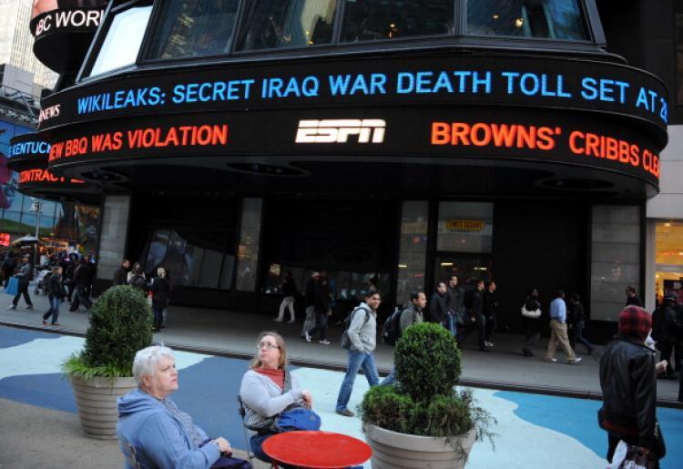 <a><img src="https://www.theepochtimes.com/assets/uploads/2015/09/105964801.jpg" alt="A news ticker headline about the release of almost 400,000 secret U.S. documents about the war in Iraq on the WikiLeaks website Oct. 22, 2010 is seen in New York's Times Square. (Stan Honda/AFP/Getty Images)" title="A news ticker headline about the release of almost 400,000 secret U.S. documents about the war in Iraq on the WikiLeaks website Oct. 22, 2010 is seen in New York's Times Square. (Stan Honda/AFP/Getty Images)" width="320" class="size-medium wp-image-1813180"/></a>