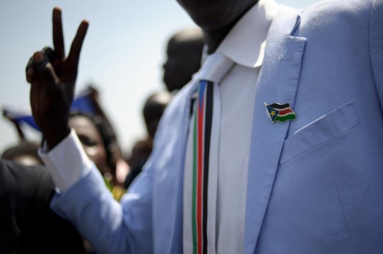 <a><img class="size-medium wp-image-1809016" title="A man dressed in Southern Sudan style clothing wearing a pin and tie celebrating the announcement of the preliminary results of the Southern Sudan independence referendum in Juba on January 30, 2011. South Sudan voted overwhelmingly for independence from the north, with close to 99% in favor of secession. (Phil Moore/Getty Images )" src="https://www.theepochtimes.com/assets/uploads/2015/09/108609939.jpg" alt="A man dressed in Southern Sudan style clothing wearing a pin and tie celebrating the announcement of the preliminary results of the Southern Sudan independence referendum in Juba on January 30, 2011. South Sudan voted overwhelmingly for independence from the north, with close to 99% in favor of secession. (Phil Moore/Getty Images )" width="320"/></a>