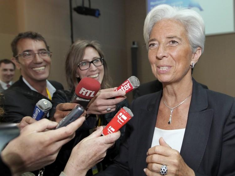 <a><img src="https://www.theepochtimes.com/assets/uploads/2015/09/114514411.jpg" alt="France's Finance and Economy Minister Christine Lagarde (R) speaks to journalists as she attends a G20 Globalization conference in Paris, on May 23, 2011. (Bob Edme/AFP/Getty Images)" title="France's Finance and Economy Minister Christine Lagarde (R) speaks to journalists as she attends a G20 Globalization conference in Paris, on May 23, 2011. (Bob Edme/AFP/Getty Images)" width="320" class="size-medium wp-image-1803652"/></a>