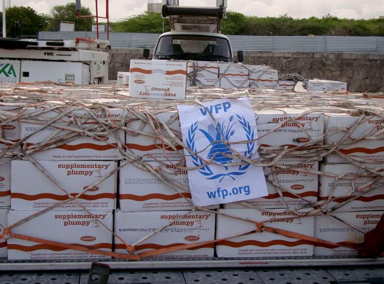 <a><img src="https://www.theepochtimes.com/assets/uploads/2015/09/119934254_WFP.jpg" alt="HARD TO REACH SPOTS: The first humanitarian food-aid recently airlifted by the World Food Program awaits distribution after being unloaded at the Aden Abdulle Osman International Airport in Mogadishu, on July 27. (Mustafa Abdi/Getty Images)" title="HARD TO REACH SPOTS: The first humanitarian food-aid recently airlifted by the World Food Program awaits distribution after being unloaded at the Aden Abdulle Osman International Airport in Mogadishu, on July 27. (Mustafa Abdi/Getty Images)" width="320" class="size-medium wp-image-1800119"/></a>