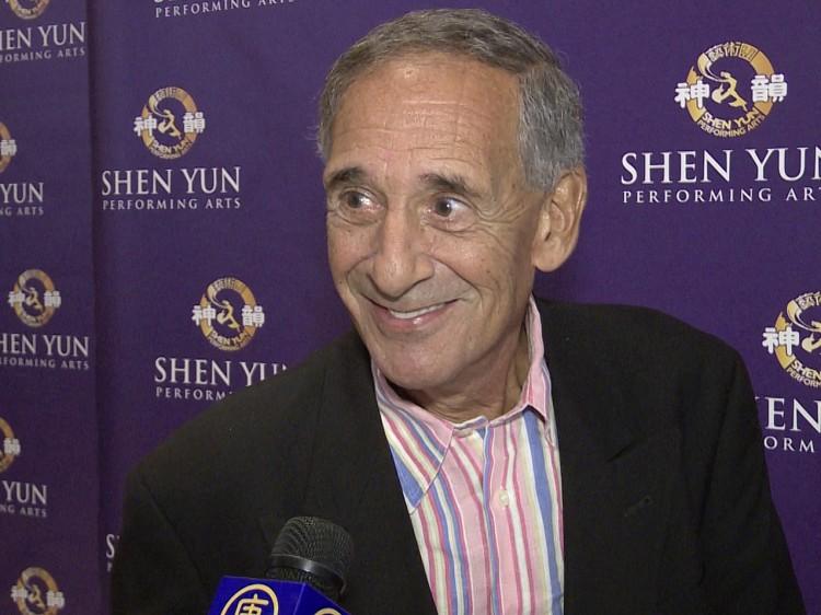 <a><img class="size-large wp-image-1788666" title="11_James+Peck_edited" src="https://www.theepochtimes.com/assets/uploads/2015/09/11_James+Peck_edited.jpg" alt="James Peck sharing his Shen Yun Performing Ats experience" width="319" height="239"/></a>