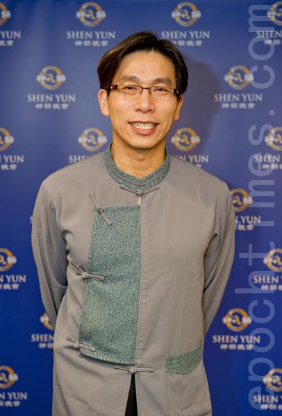 <a><img class="size-large wp-image-1790625" src="https://www.theepochtimes.com/assets/uploads/2015/09/120313092615100440.jpg" alt="" width="239" height="354"/></a>