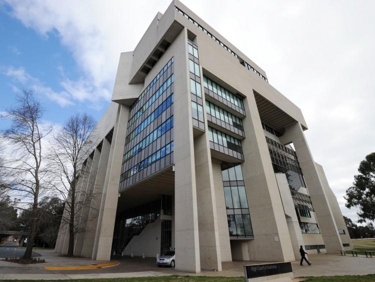 <a><img src="https://www.theepochtimes.com/assets/uploads/2015/09/121699833.jpg" alt="The High Court of Australia in Canberra on Aug. 2011. (Torsten Blackwood/AFP/Getty Images)" title="The High Court of Australia in Canberra on Aug. 2011. (Torsten Blackwood/AFP/Getty Images)" width="250" class="size-medium wp-image-1798419"/></a>