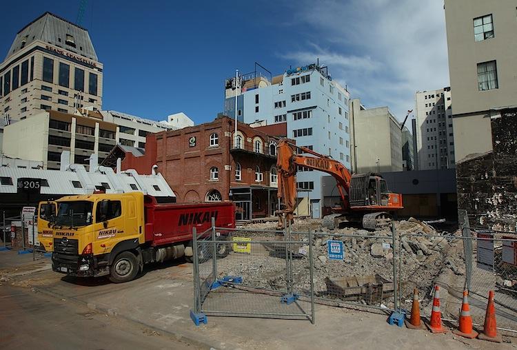 <a><img class="size-large wp-image-1794697" src="https://www.theepochtimes.com/assets/uploads/2015/09/127411150.jpg" alt="Christchurch City Seven Months After Earthquake" width="590" height="399"/></a>